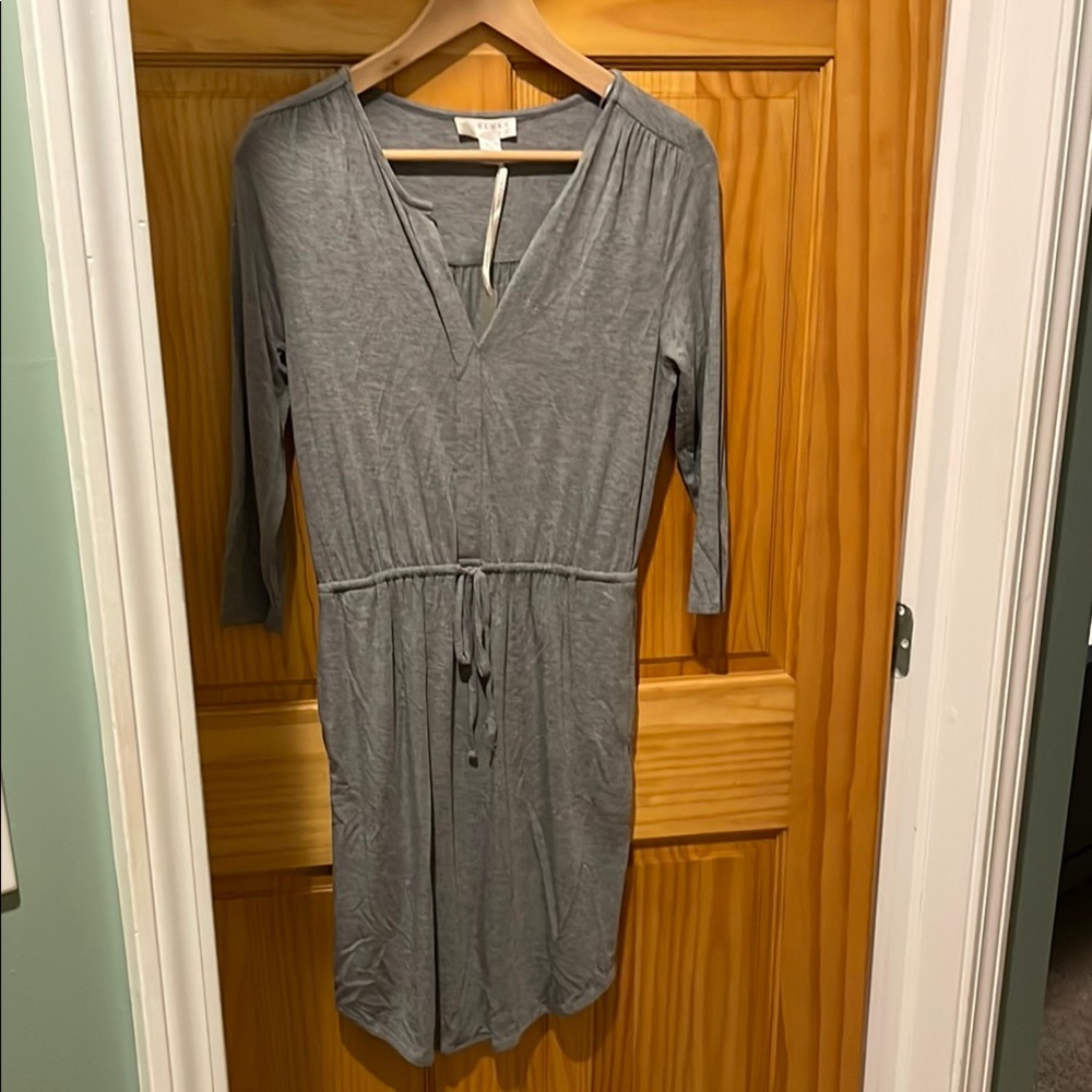 Jersey knit gray knee length dress